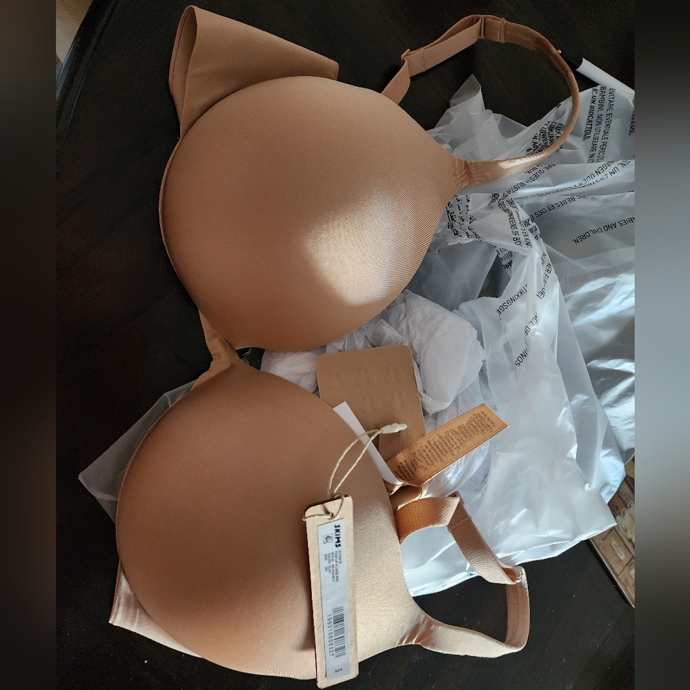 SKIMS Ultimate Push Up Plunge Bra in Clay
